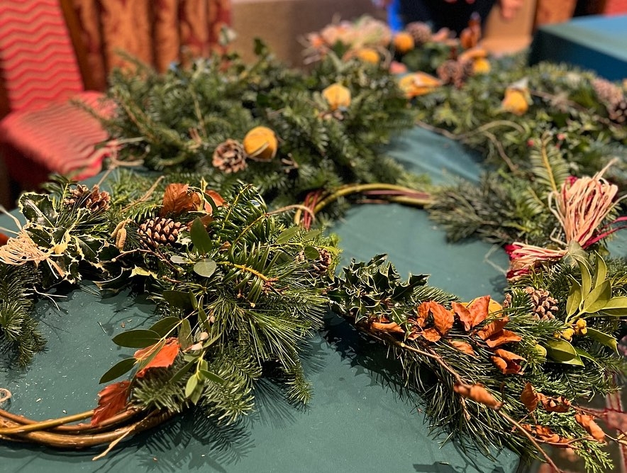 Wreath Class with soup, mince pie and hot drink